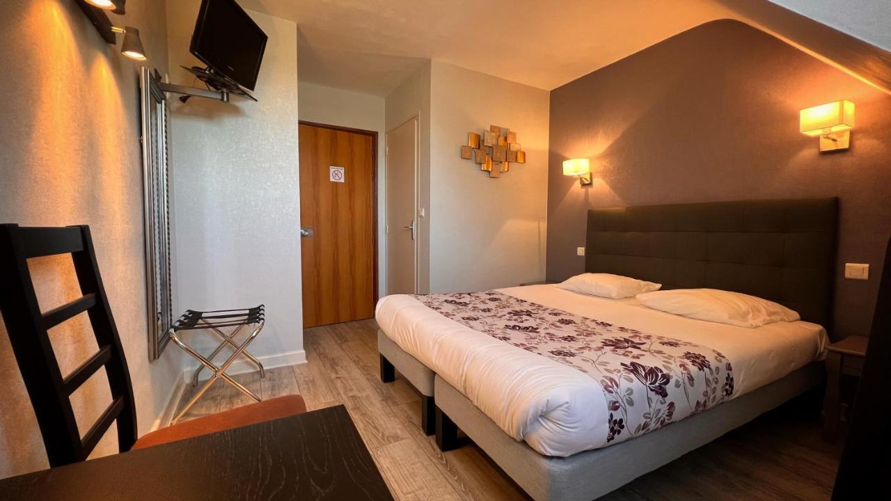 Tarnac Logis Hotel Restaurant Des Voyageurs מראה חיצוני תמונה