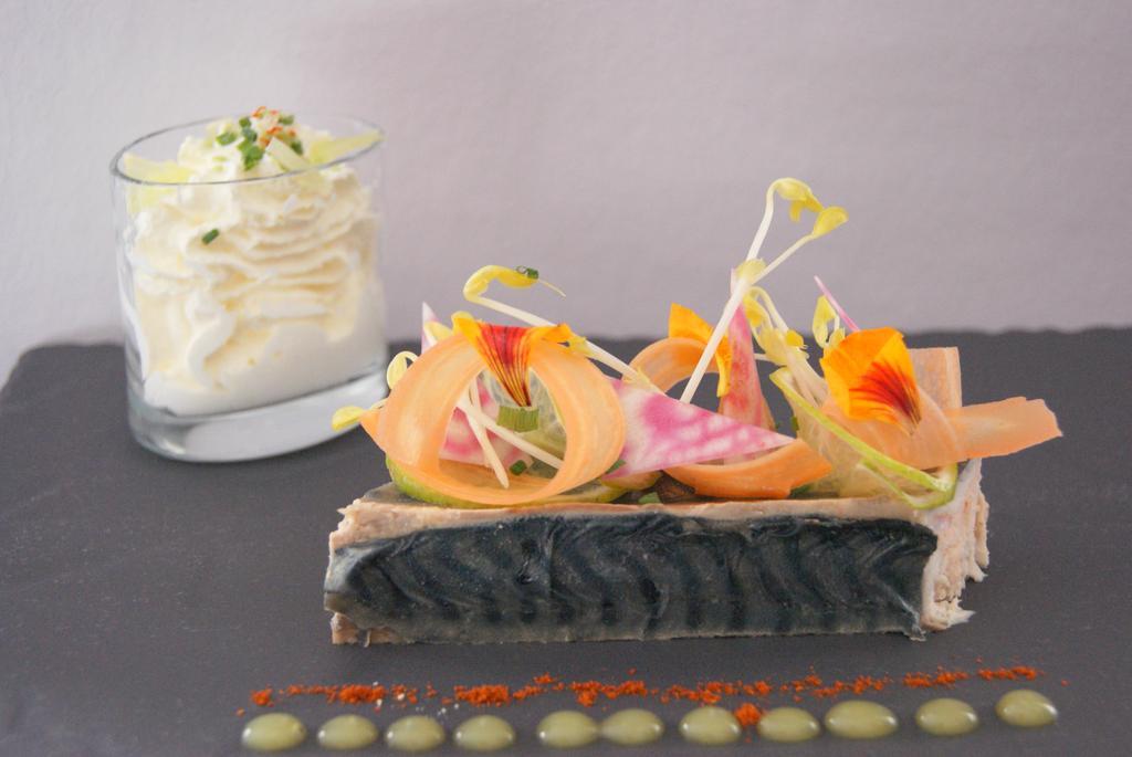 Tarnac Logis Hotel Restaurant Des Voyageurs מראה חיצוני תמונה